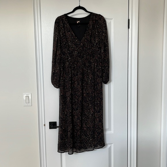 dress size small - Picture 2 of 5